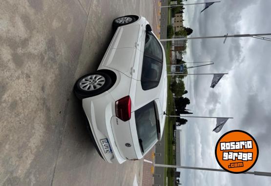 Autos - Volkswagen Polo 2018 Nafta 110000Km - En Venta