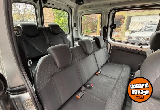 Utilitarios - Renault KANGOO II GRAN CONFORT 2014 GNC 230000Km - En Venta