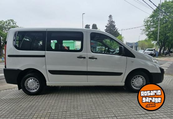 Utilitarios - Peugeot EXPERT HDI CONFORT 8 ASI 2013 Diesel 140000Km - En Venta