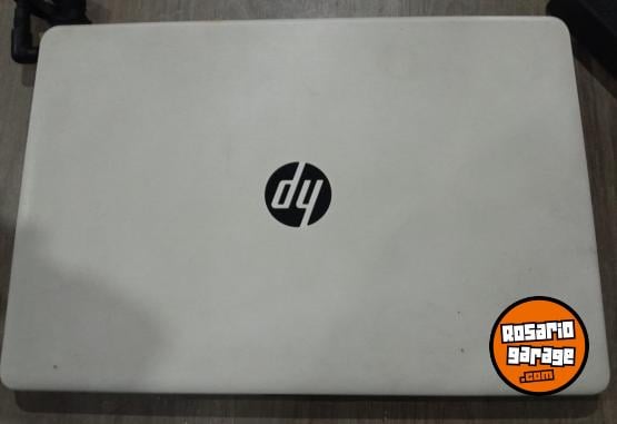 Electrónica - Laptop hp 15" Funciona enchufada - En Venta