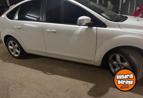 Autos - Ford Focus trend 2011 Nafta 103000Km - En Venta