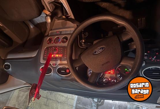 Autos - Ford Focus trend 2011 Nafta 103000Km - En Venta