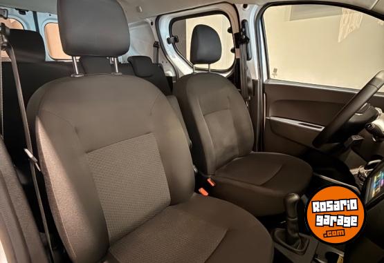 Utilitarios - Renault KANGOO II EXPRESS 2024 Diesel 71000Km - En Venta