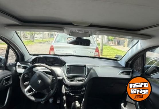 Autos - Peugeot 208 FELINE 2016 Nafta 170000Km - En Venta