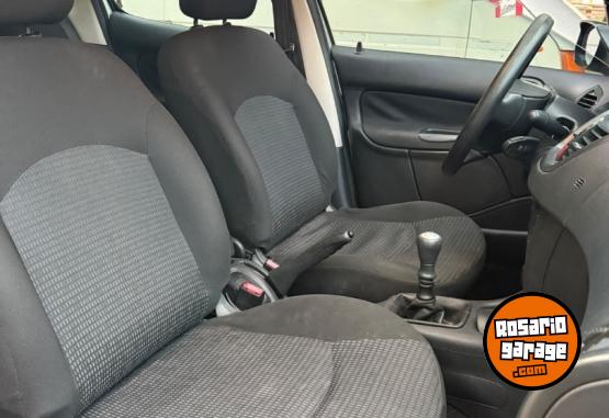 Autos - Peugeot 207 compact 2013 Nafta 169000Km - En Venta