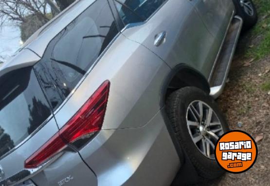 Camionetas - Toyota Sw4 srx 2019 Diesel 120000Km - En Venta