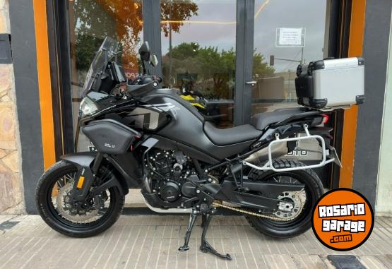 Motos - CF MT 800 EXPLORER EDITION 2025 Nafta 7000Km - En Venta