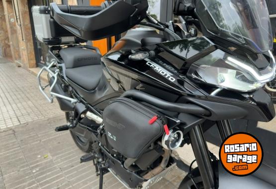 Motos - CF MT 800 EXPLORER EDITION 2025 Nafta 7000Km - En Venta