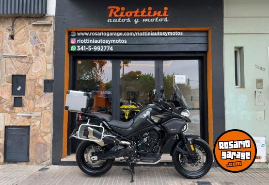 Motos - CF MT 800 EXPLORER EDITION 2025 Nafta 7000Km - En Venta