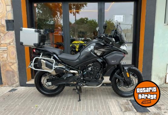 Motos - CF MT 800 EXPLORER EDITION 2025 Nafta 7000Km - En Venta