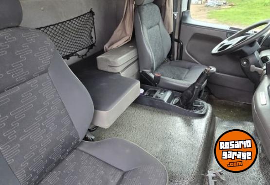 Camiones y Grúas - Vendo - En Venta