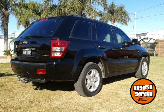 Camionetas - Jeep Grand Cherokee 3.0TDI Lar 2008 Diesel 215000Km - En Venta