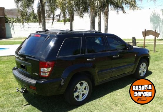 Camionetas - Jeep Grand Cherokee 3.0TDI Lar 2008 Diesel 215000Km - En Venta