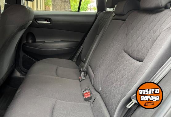 Autos - Toyota Corolla cross xei hev 2024 Electrico / Hibrido 28500Km - En Venta