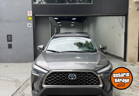 Autos - Toyota Corolla cross xei hev 2024 Electrico / Hibrido 28500Km - En Venta