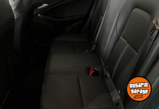 Autos - Chevrolet TRACKER 1.2T AT LTZ 2025 Nafta 11400Km - En Venta