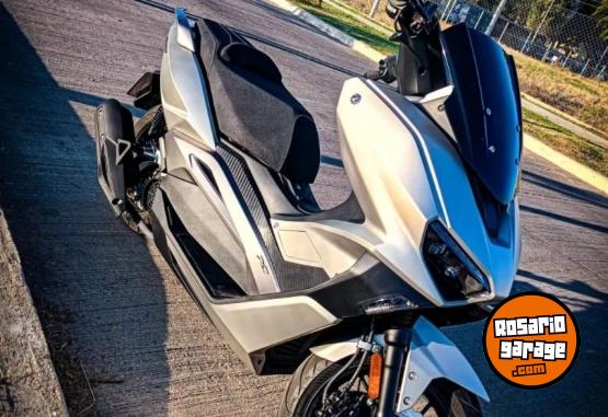Motos - Zanella CRUISER X1 2024 Nafta 21500Km - En Venta