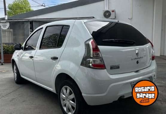 Autos - Renault sandero 2015 Nafta 52000Km - En Venta