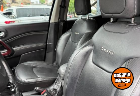 Camionetas - Fiat TORO FREEDOM 2.0 2020 Diesel 81500Km - En Venta