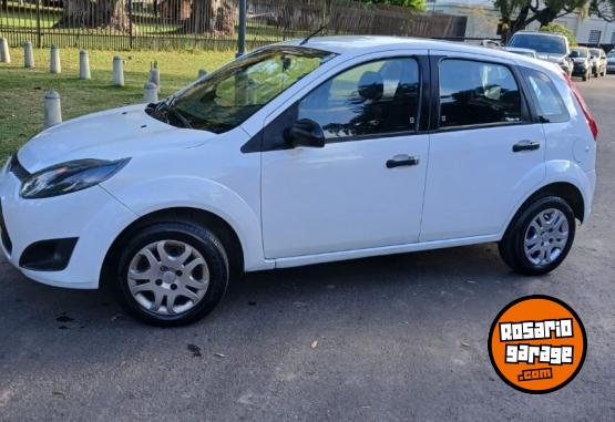 Autos - Ford Fiesta ambiente línea nue 2012 Nafta 125000Km - En Venta