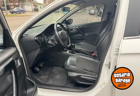 Autos - Peugeot 208 2019 Nafta 57000Km - En Venta