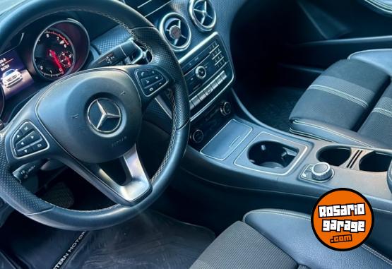 Autos - Mercedes Benz A200 Urban AT 2018 Nafta 55000Km - En Venta