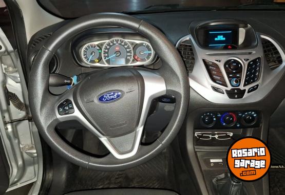 Autos - Ford KA 1.5 SE(105CV)5 PUERTAS 2016 Nafta 78000Km - En Venta