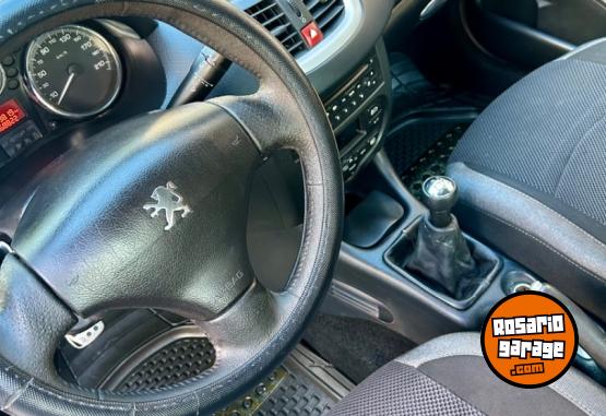 Autos - Peugeot 207 Compact XT 2010 Nafta 165000Km - En Venta