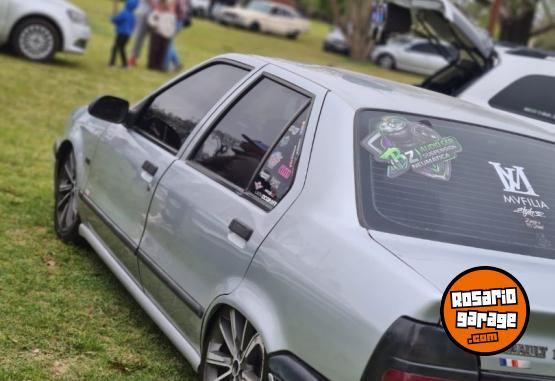 Autos - Renault 1.7 frances 1994 GNC 271000Km - En Venta