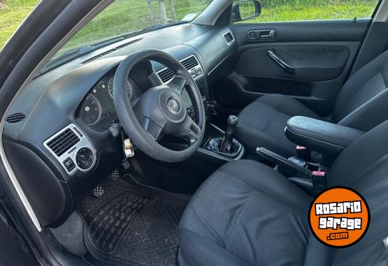 Autos - Volkswagen Bora 2011 Nafta 169000Km - En Venta