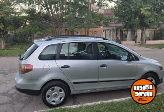 Autos - Volkswagen Suran confortline 2009 Nafta 200000Km - En Venta