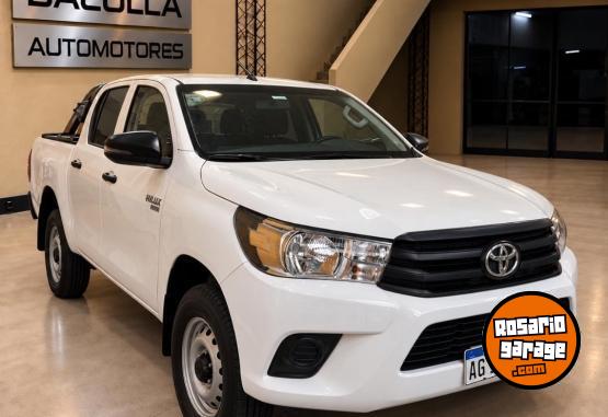 Camionetas - Toyota HILUX DX 4x4 2023 Diesel 56000Km - En Venta