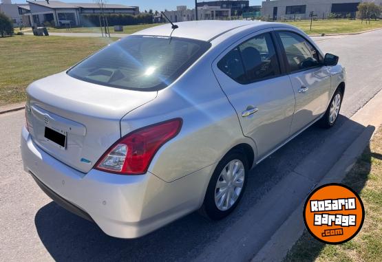 Autos - Nissan Versa 2015 Nafta 131500Km - En Venta