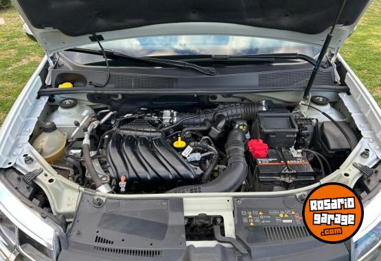 Autos - Renault Logan Intens 1.6 2024 Nafta 32118Km - En Venta