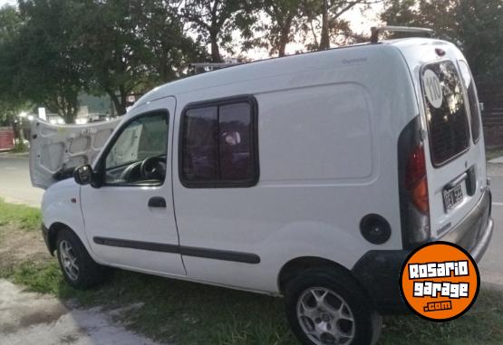 Utilitarios - Renault Kangoo 2000 Diesel 228000Km - En Venta