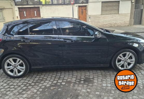 Autos - Mercedes Benz A200 servis oficiales per 2018 Nafta 98000Km - En Venta