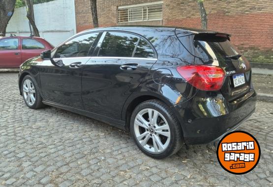 Autos - Mercedes Benz A200 servis oficiales per 2018 Nafta 98000Km - En Venta