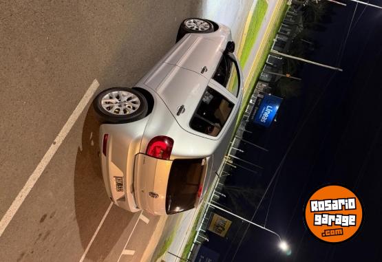 Autos - Volkswagen Fox 2011 Nafta 145500Km - En Venta