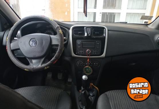 Autos - Renault Sandero 2017 Nafta 107000Km - En Venta