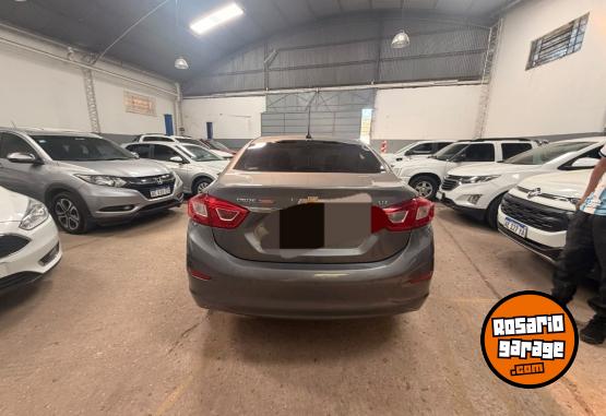 Autos - Chevrolet ed cruze 4p,1.4 2016 Nafta 111000Km - En Venta