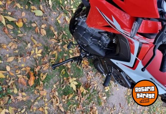 Motos - Honda Xr300L 2026 Nafta 2000Km - En Venta