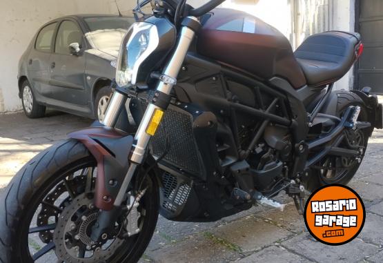 Motos - Benelli 502 c 2022 Nafta 4700Km - En Venta
