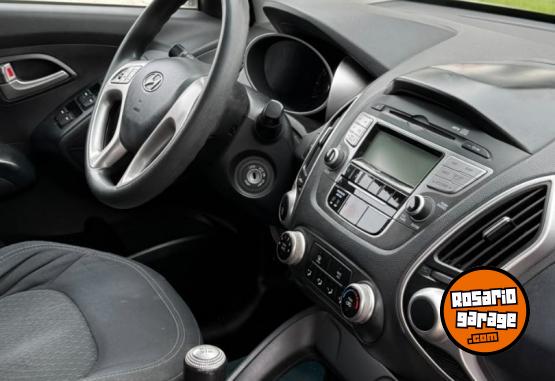 Camionetas - Hyundai Tucson 2.0 4X2 Gl L10 2014 Nafta 117000Km - En Venta