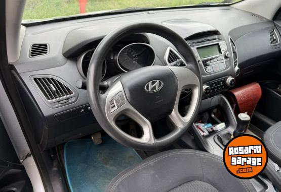 Camionetas - Hyundai Tucson 2.0 4X2 Gl L10 2014 Nafta 117000Km - En Venta