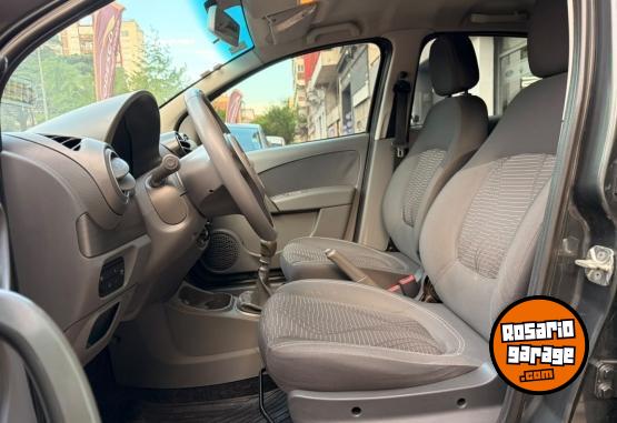 Autos - Fiat Palio Attractive 2014 Nafta 90000Km - En Venta