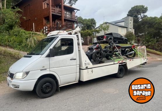 Camiones y Gr�as - Mercedez sprinter 413 Gr�a plancha - En Venta