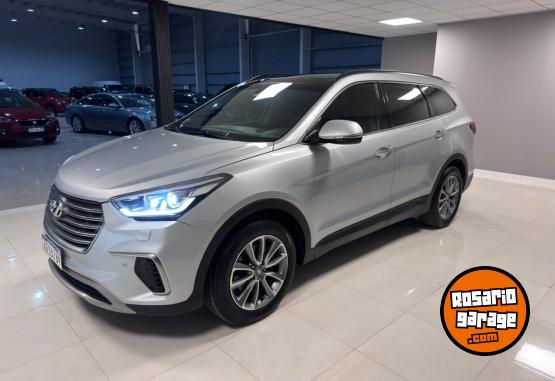 Camionetas - Hyundai GRAND SANTA FE 2019 Diesel 120000Km - En Venta