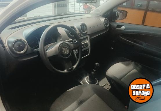 Utilitarios - Volkswagen Saveiro 2014 Nafta 1Km - En Venta