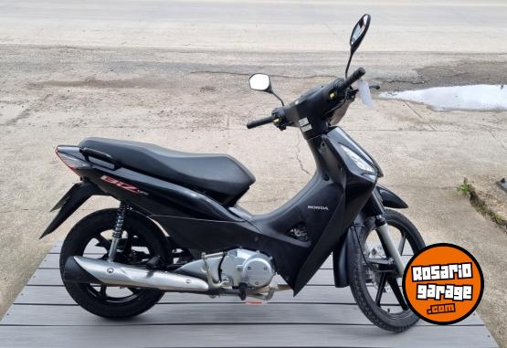 Motos - Honda BIZ 125 FULL 2017 Nafta 10934Km - En Venta