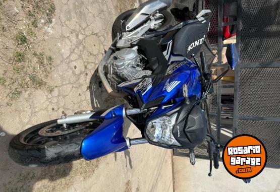 Motos - Honda Cb Twister 250cc 2022 Nafta 22000Km - En Venta